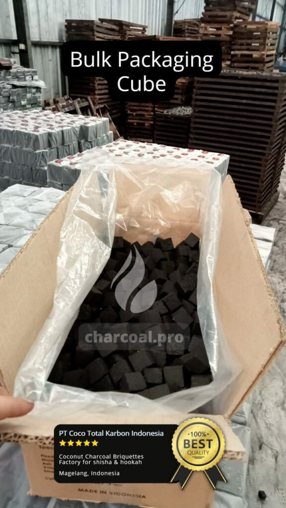 briquettes de charbon de coco emballées en vrac