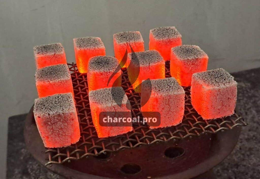 Briquetas de carbón de madera dura largos tiempos de combustión sin chispas  sin polvo precio al por mayor a granel – M.M Consultancy